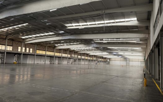 Armazém logístico e crossdocking na Póvoa de Santa Iria